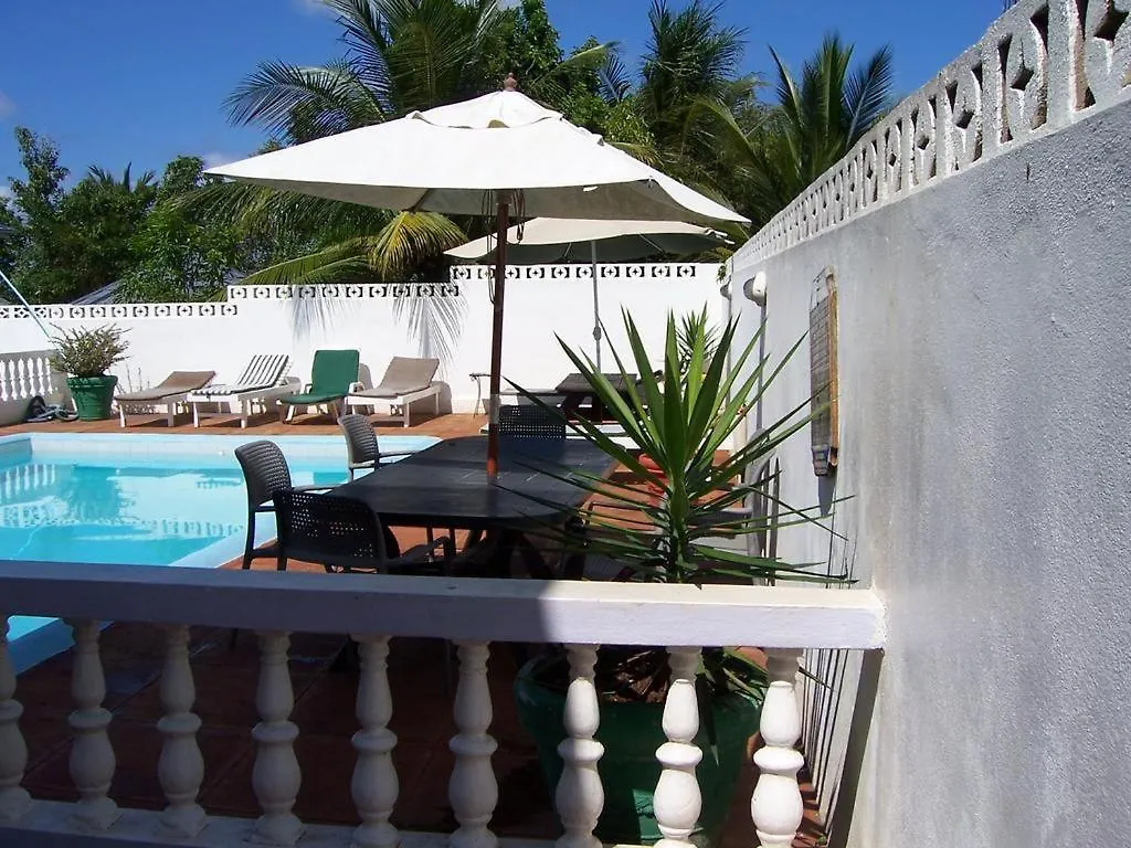 Homestay szállás Almond Tree Villa Ocho Rios