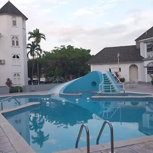 Beach Studio 20 Ocho Rios